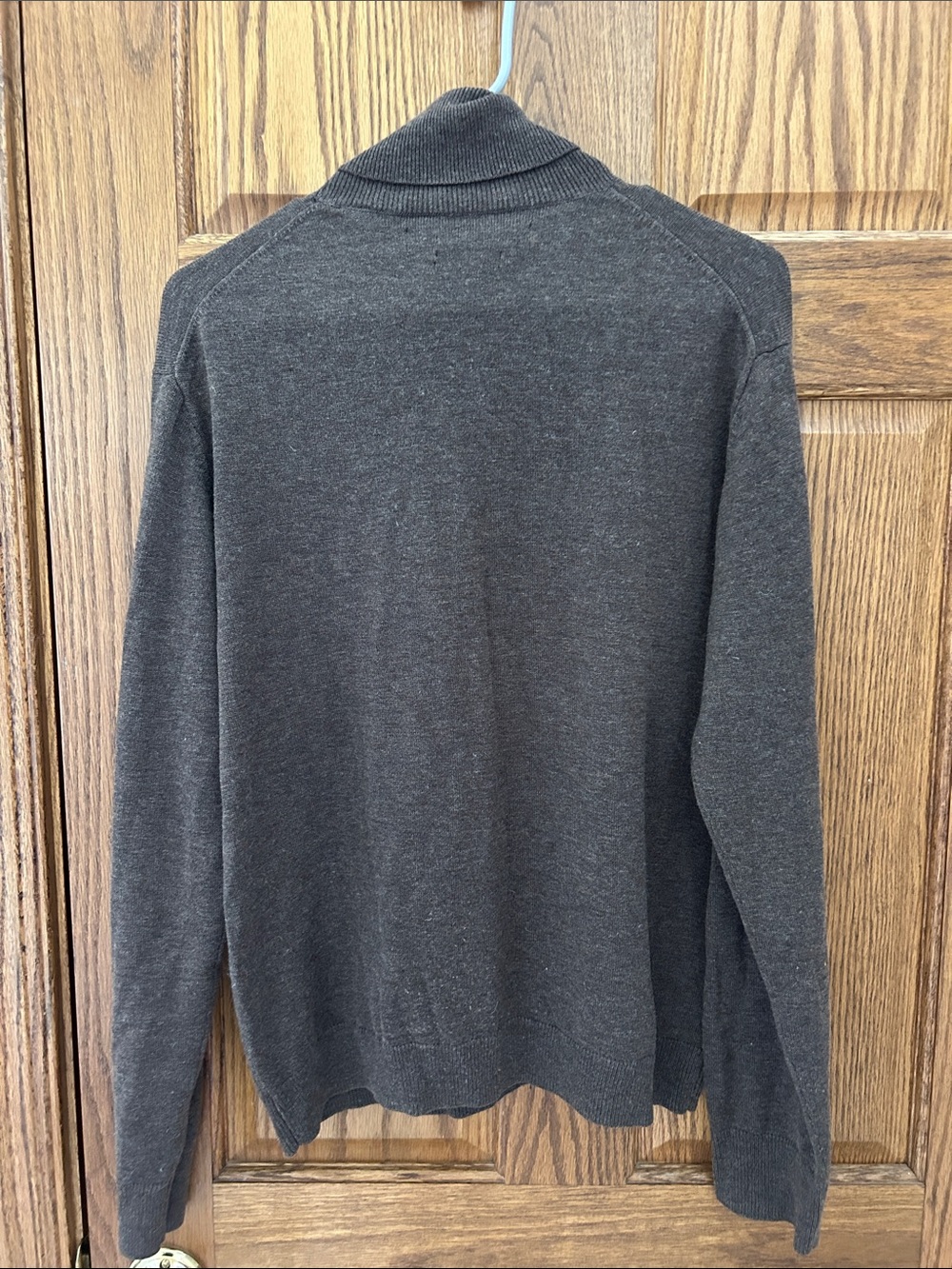 Perry Ellis Men's Dark Brown Turtleneck Sweater image 4